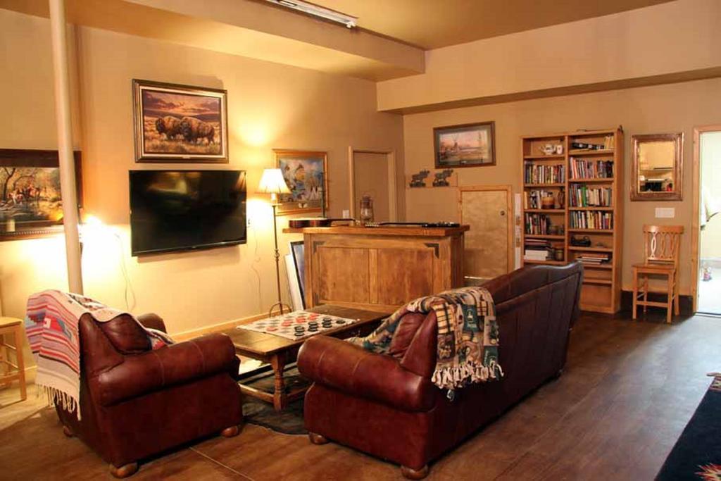 Gaynor Ranch Bed & Breakfast Polson Exterior photo